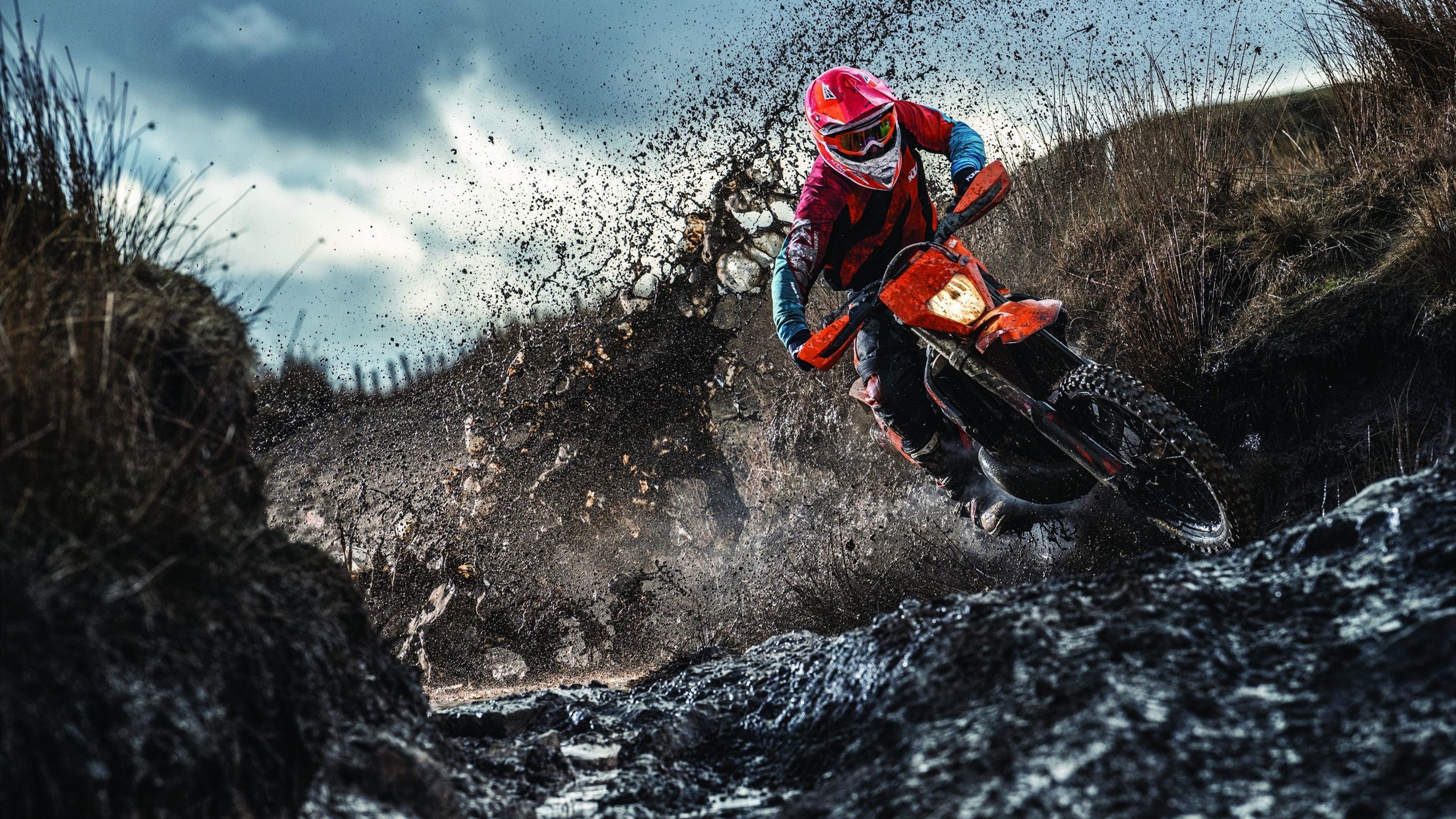 哈登重要时刻比赛局势复杂，加拿大队带队取胜！上演精彩一战